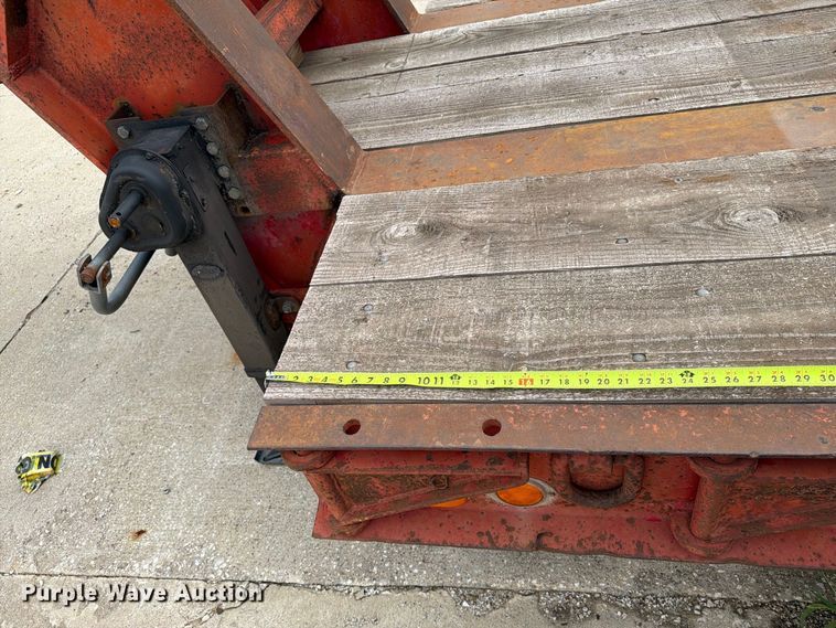 image for item FT8111 1973 Fruehauf C40LJ3 