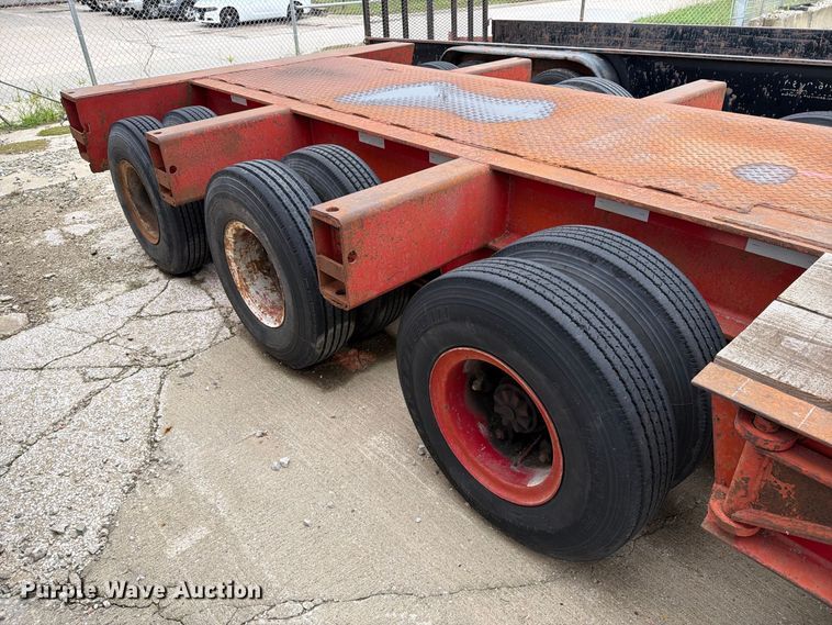 image for item FT8111 1973 Fruehauf C40LJ3 
