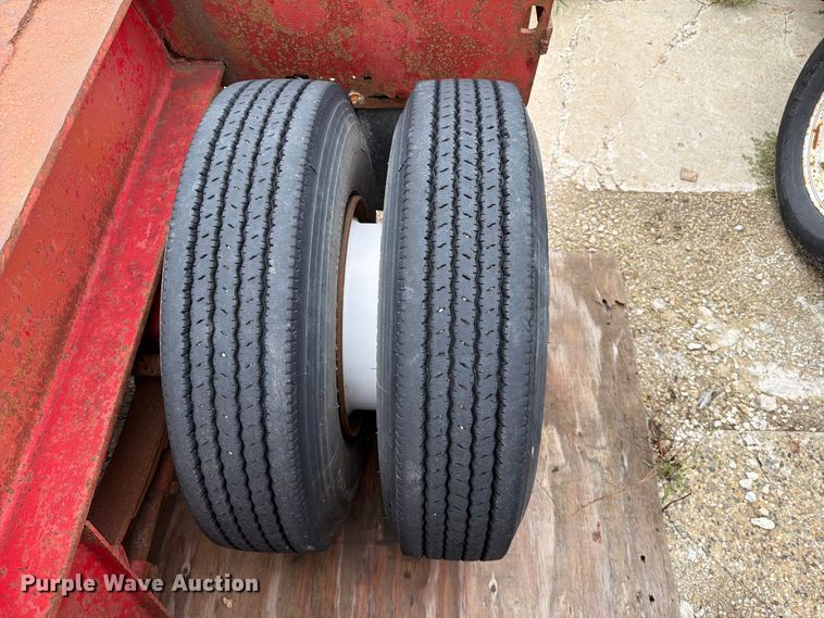 image for item FT8111 1973 Fruehauf C40LJ3 
