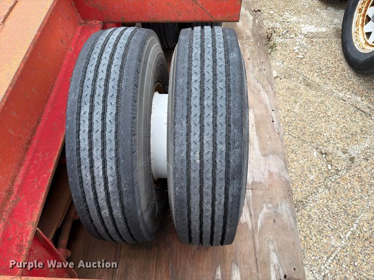 image for item FT8111 1973 Fruehauf C40LJ3 