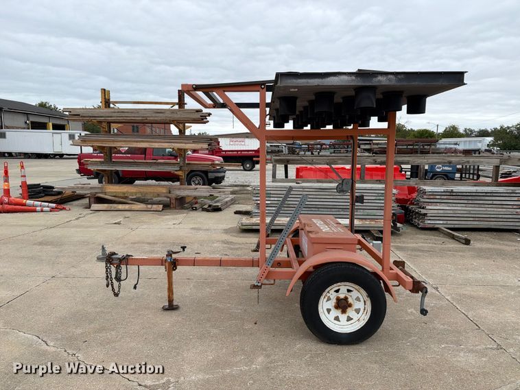 image for item FT8112 2003 Ver-Mac ST-4825 arrow board trailer