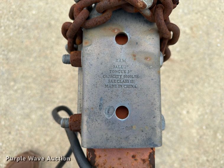image for item FT8112 2003 Ver-Mac ST-4825 arrow board trailer