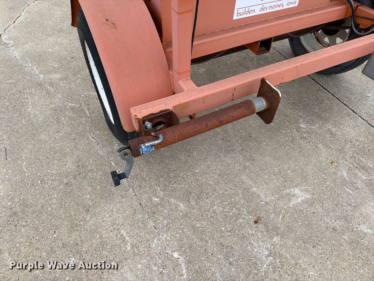 image for item FT8112 2003 Ver-Mac ST-4825 arrow board trailer
