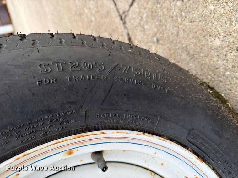 image for item FT8112 2003 Ver-Mac ST-4825 arrow board trailer