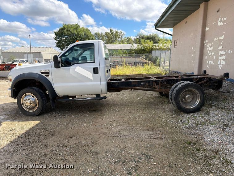 image for item FT8125 2008 Ford F450 Super Duty truck cab and chassis