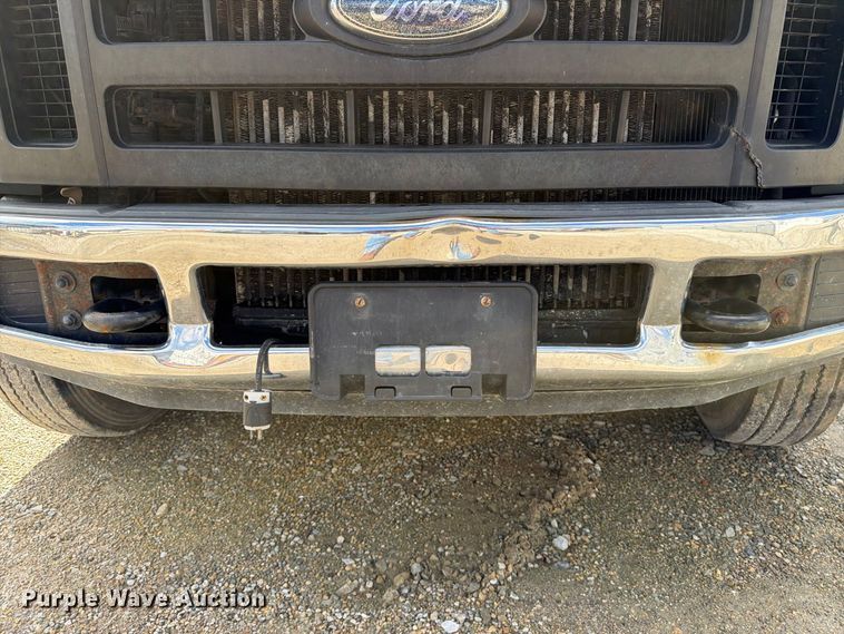 image for item FT8125 2008 Ford F450 Super Duty truck cab and chassis