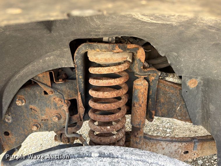 image for item FT8125 2008 Ford F450 Super Duty truck cab and chassis