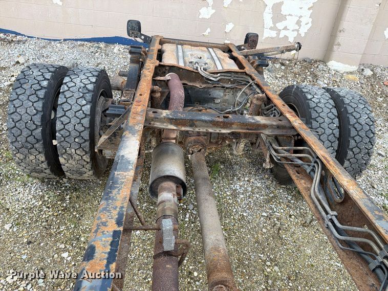 image for item FT8125 2008 Ford F450 Super Duty truck cab and chassis