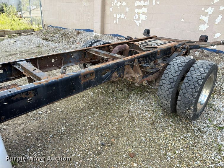 image for item FT8125 2008 Ford F450 Super Duty truck cab and chassis