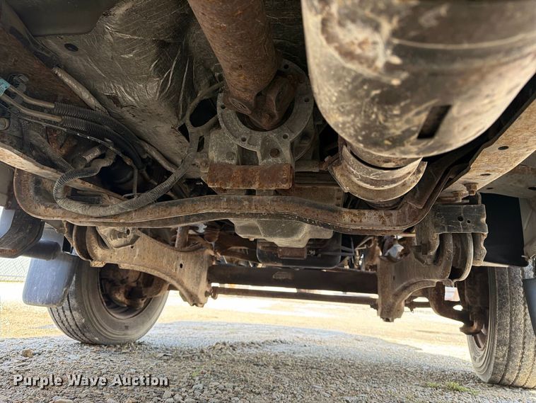 image for item FT8125 2008 Ford F450 Super Duty truck cab and chassis