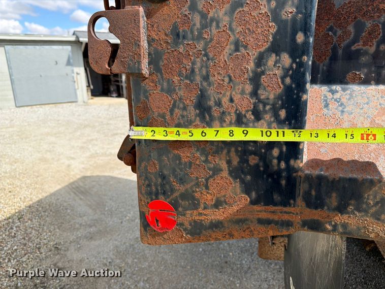 image for item FT8126 1999 Ford F-800 dump truck