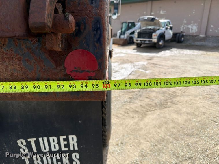 image for item FT8126 1999 Ford F-800 dump truck