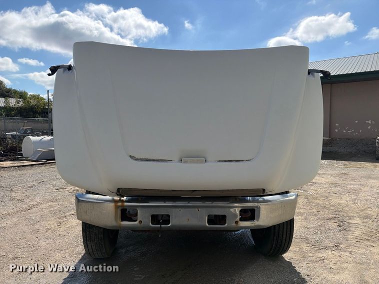 image for item FT8126 1999 Ford F-800 dump truck