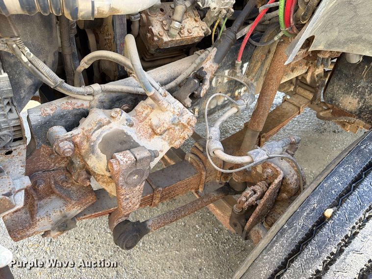 image for item FT8126 1999 Ford F-800 dump truck