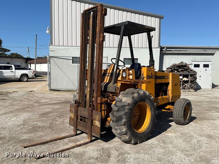 image for item FT8127 Case 584C forklift