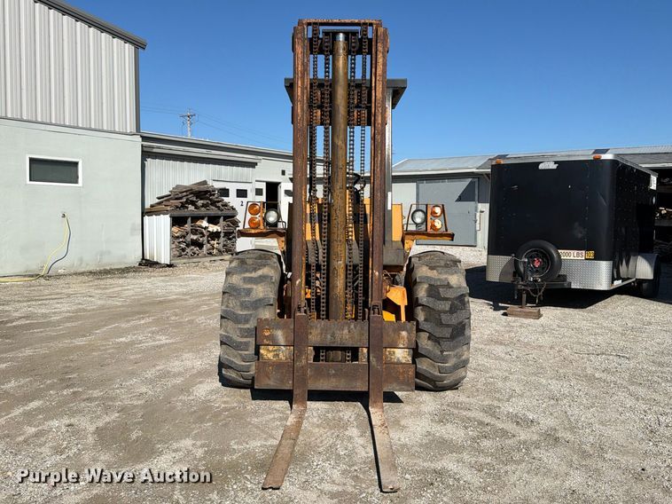 image for item FT8127 Case 584C forklift