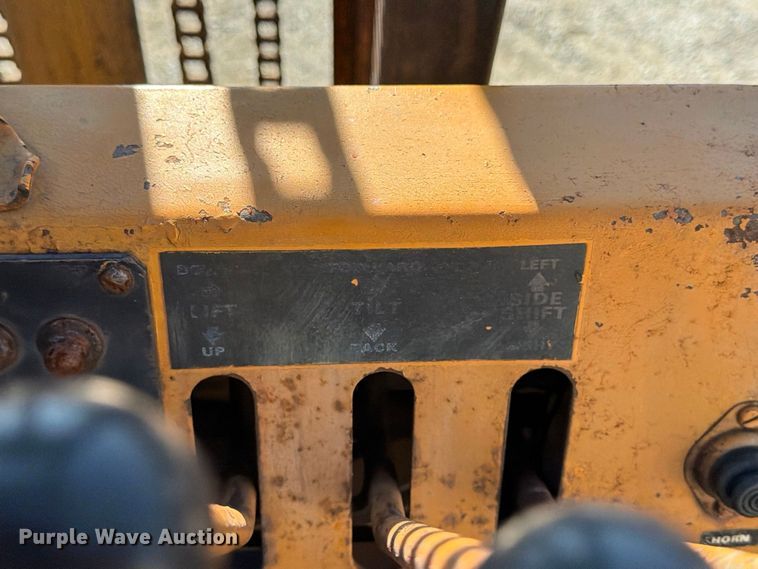 image for item FT8127 Case 584C forklift