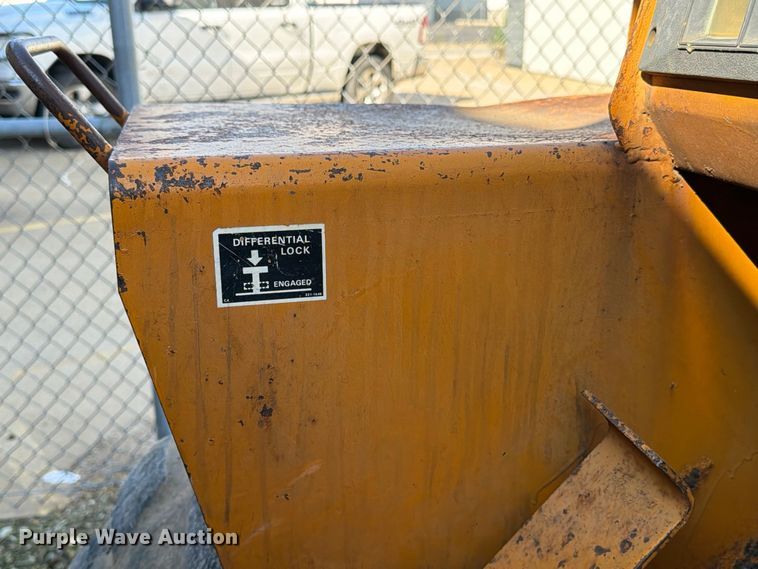 image for item FT8127 Case 584C forklift