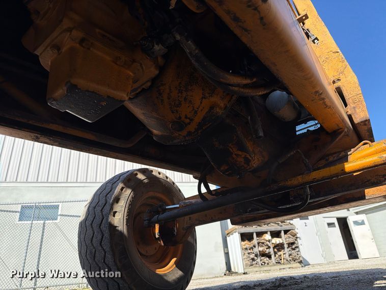 image for item FT8127 Case 584C forklift