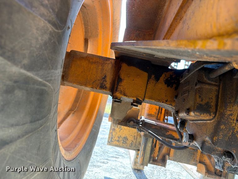 image for item FT8127 Case 584C forklift