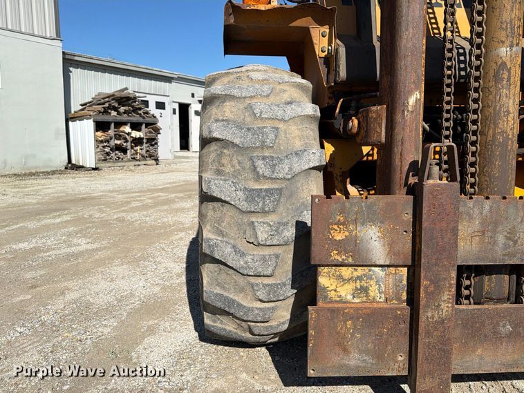 image for item FT8127 Case 584C forklift