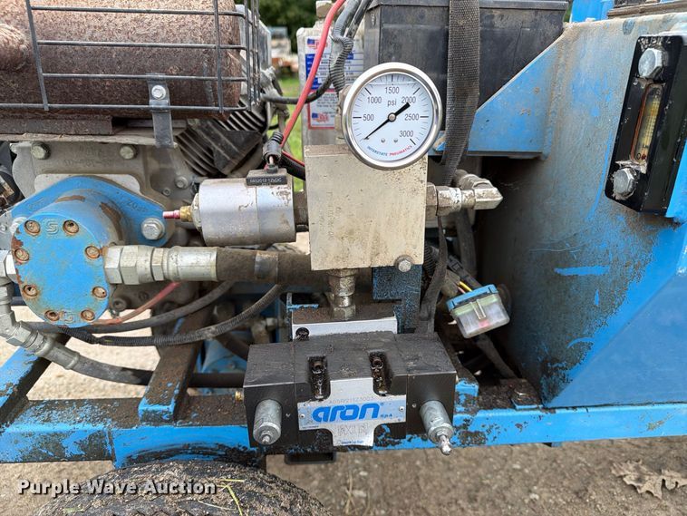 image for item FT8135 Airplaco PG25 grout pump