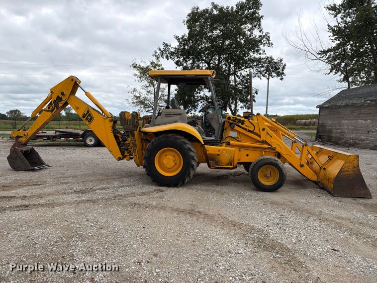 image for item FT8136 1995 JCB 214 backhoe