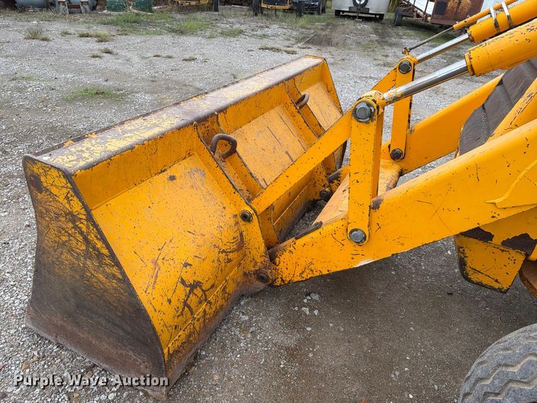 image for item FT8136 1995 JCB 214 backhoe