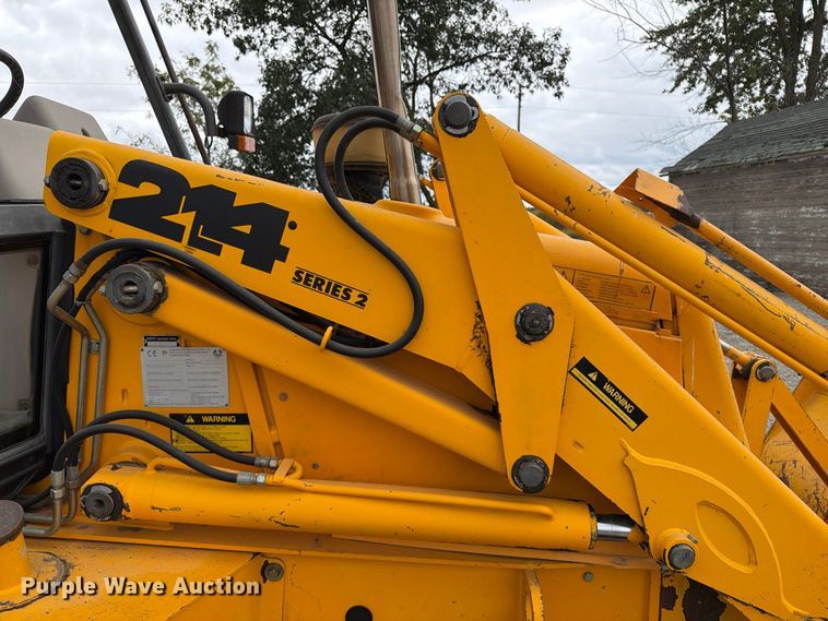 image for item FT8136 1995 JCB 214 backhoe