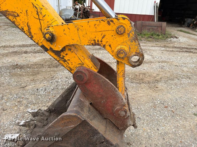 image for item FT8136 1995 JCB 214 backhoe