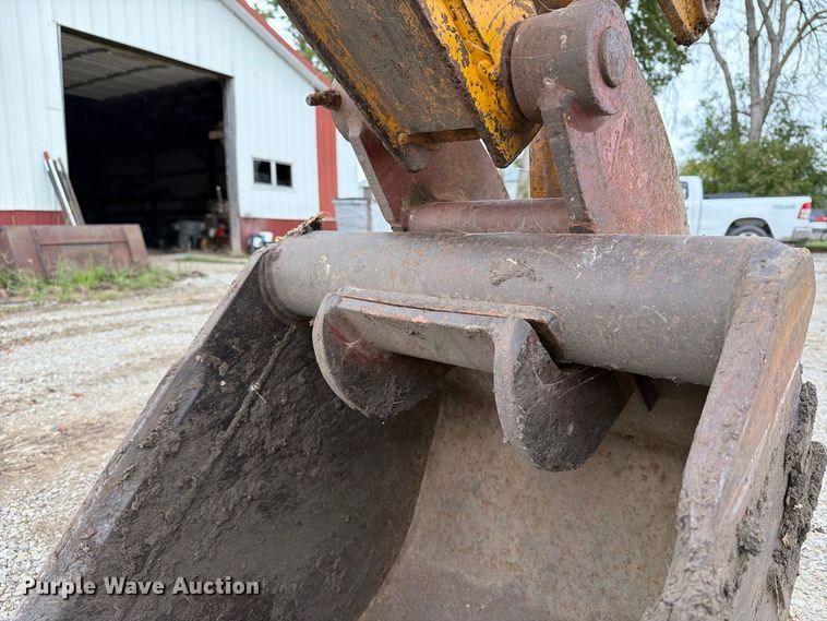 image for item FT8136 1995 JCB 214 backhoe