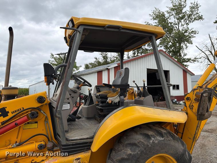 image for item FT8136 1995 JCB 214 backhoe