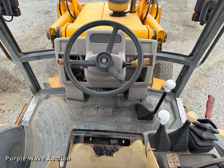 image for item FT8136 1995 JCB 214 backhoe