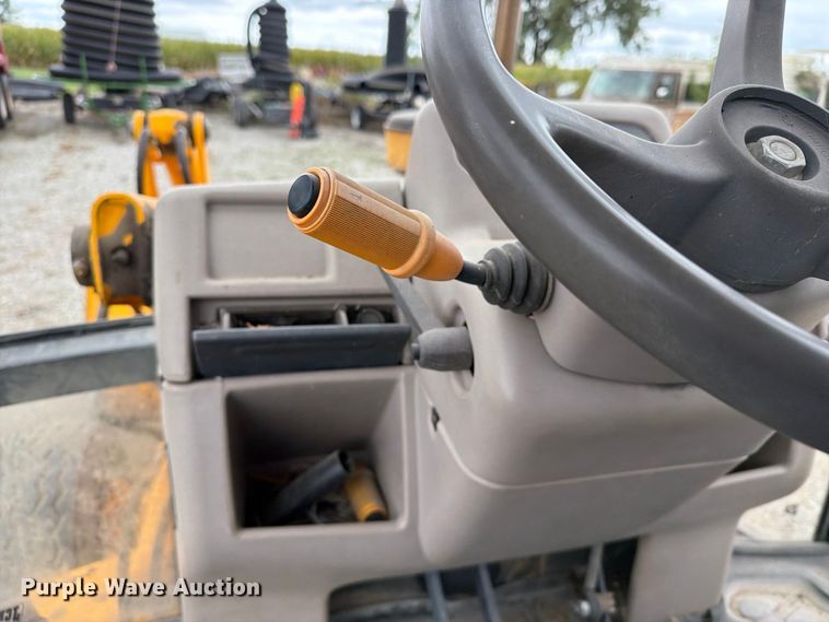 image for item FT8136 1995 JCB 214 backhoe