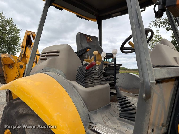 image for item FT8136 1995 JCB 214 backhoe
