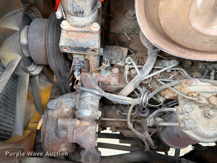 image for item FT8136 1995 JCB 214 backhoe
