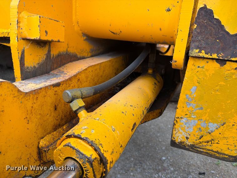 image for item FT8136 1995 JCB 214 backhoe