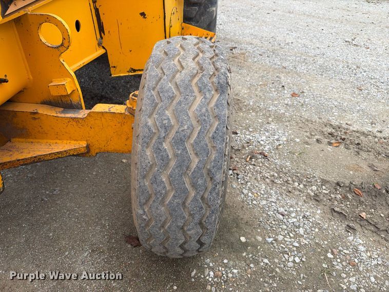 image for item FT8136 1995 JCB 214 backhoe