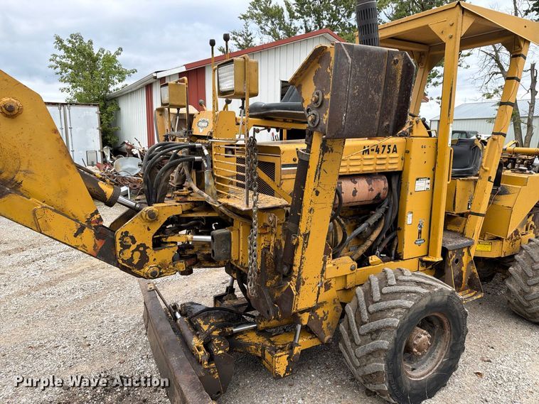 image for item FT8137 2019 Vermeer M475A trencher