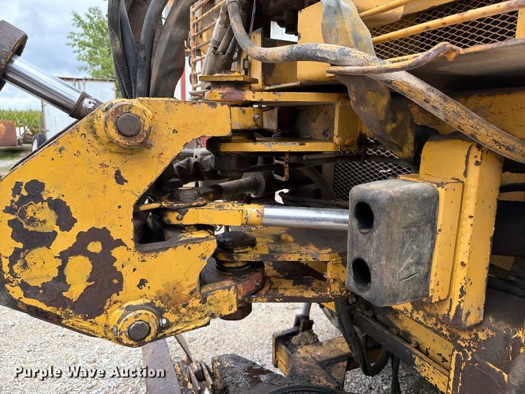 image for item FT8137 2019 Vermeer M475A trencher