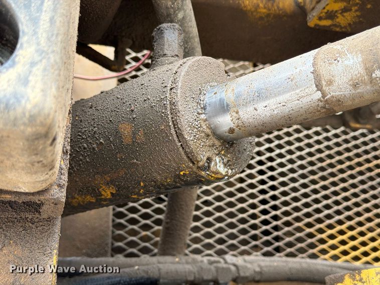image for item FT8137 2019 Vermeer M475A trencher