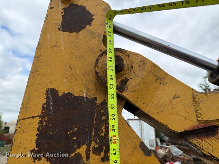 image for item FT8137 2019 Vermeer M475A trencher