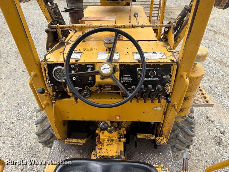 image for item FT8137 2019 Vermeer M475A trencher