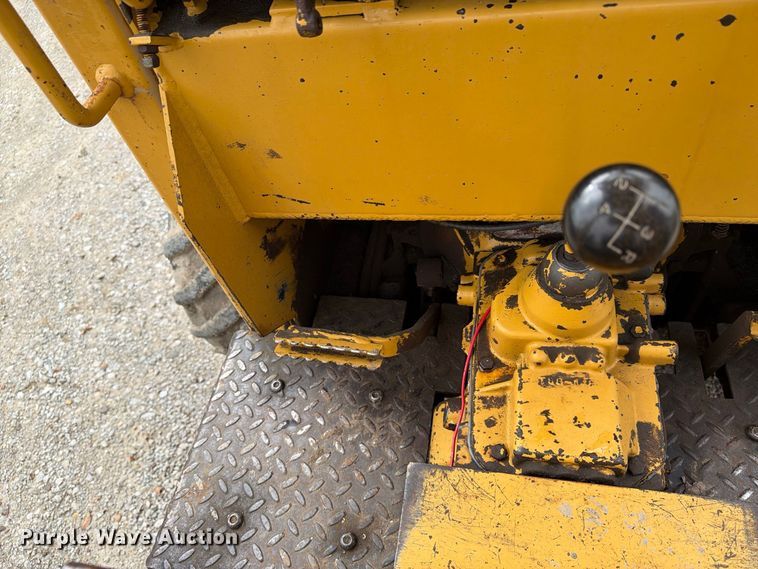 image for item FT8137 2019 Vermeer M475A trencher