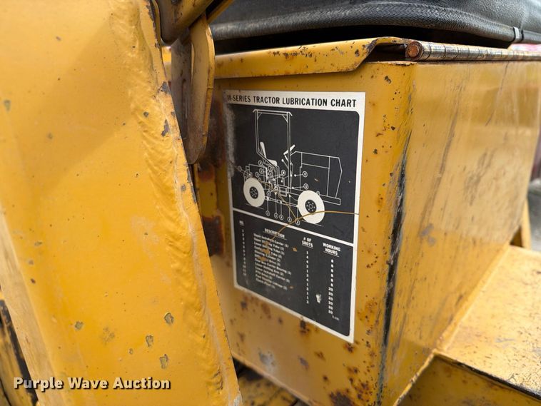 image for item FT8137 2019 Vermeer M475A trencher