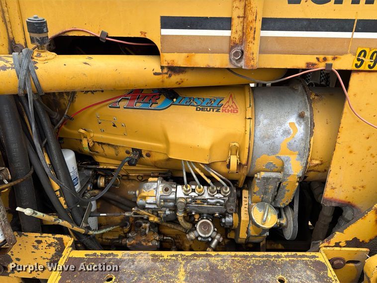 image for item FT8137 2019 Vermeer M475A trencher