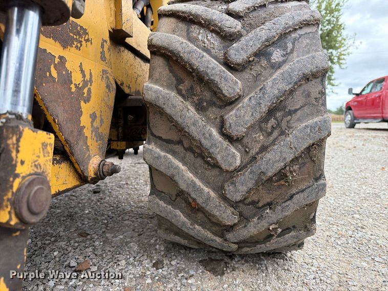 image for item FT8137 2019 Vermeer M475A trencher