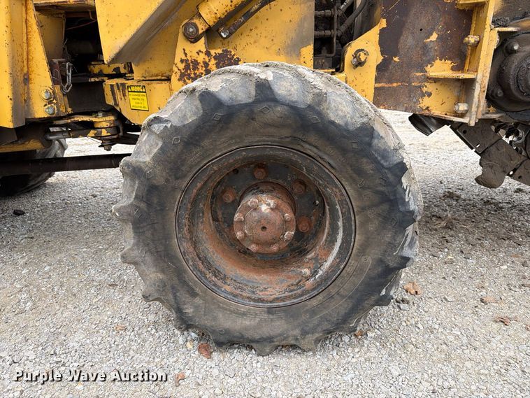 image for item FT8137 2019 Vermeer M475A trencher
