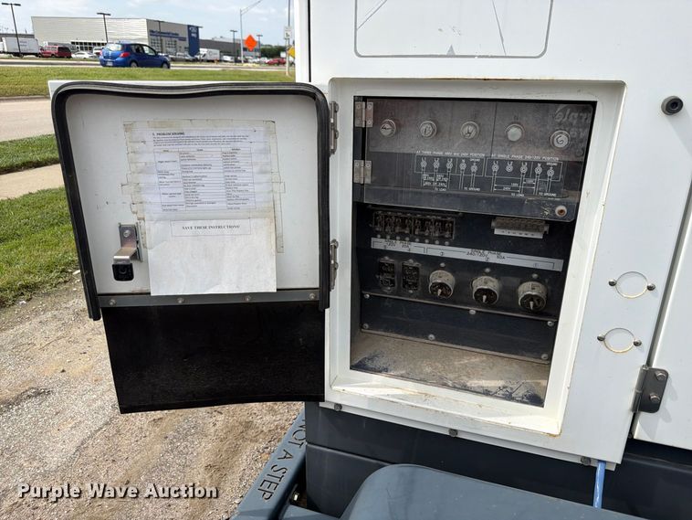 image for item FU0518 Airman SDG45S-8E1 generator