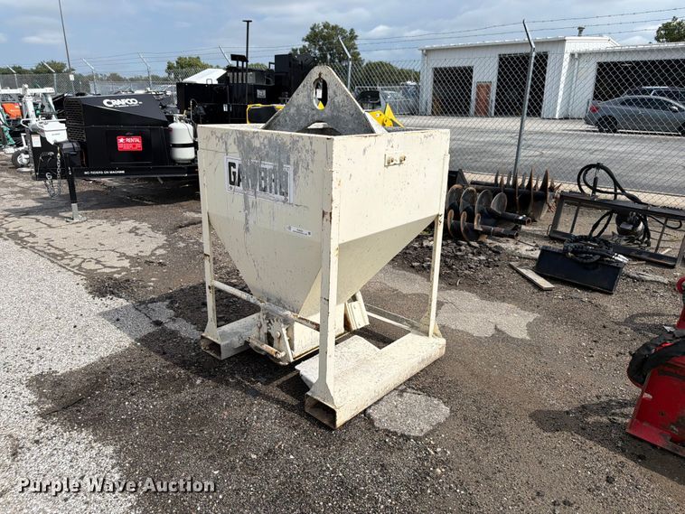 2023 Gar-Bro 4920 concrete bucket